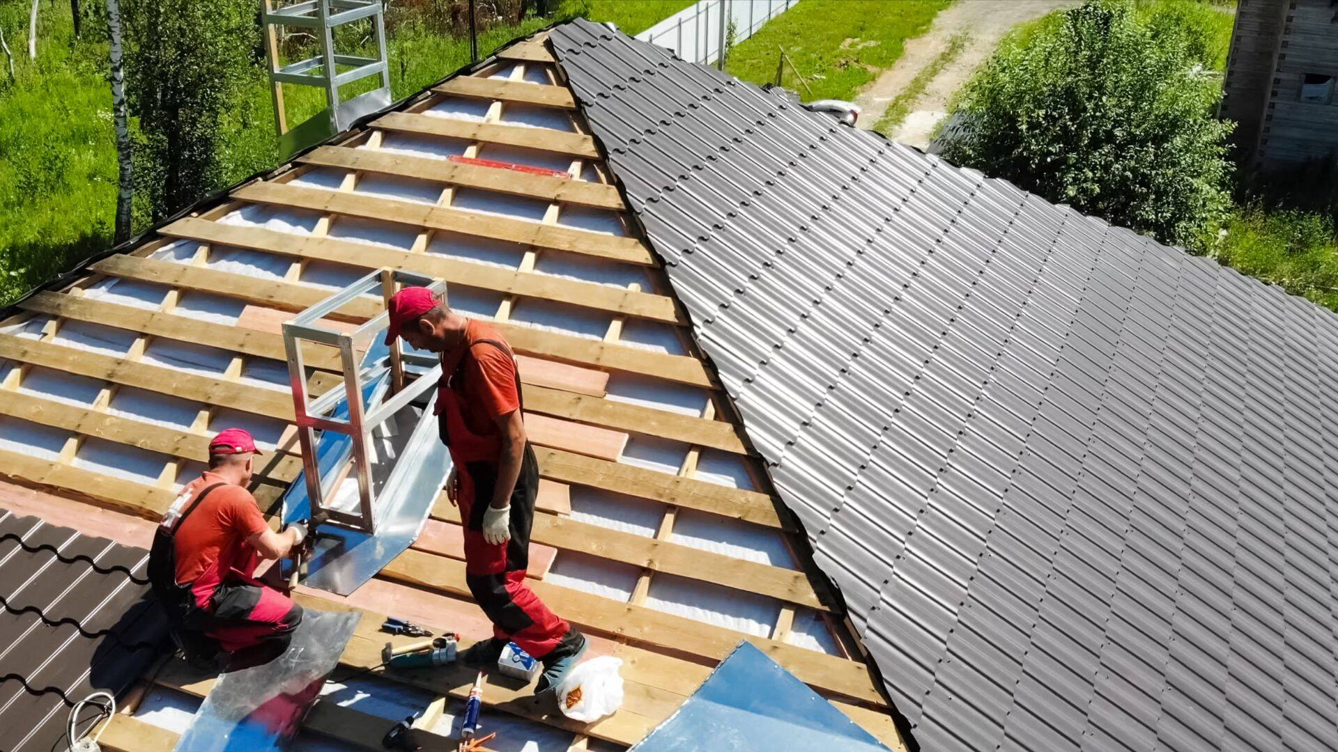 REZIDEN?IAL roofing service